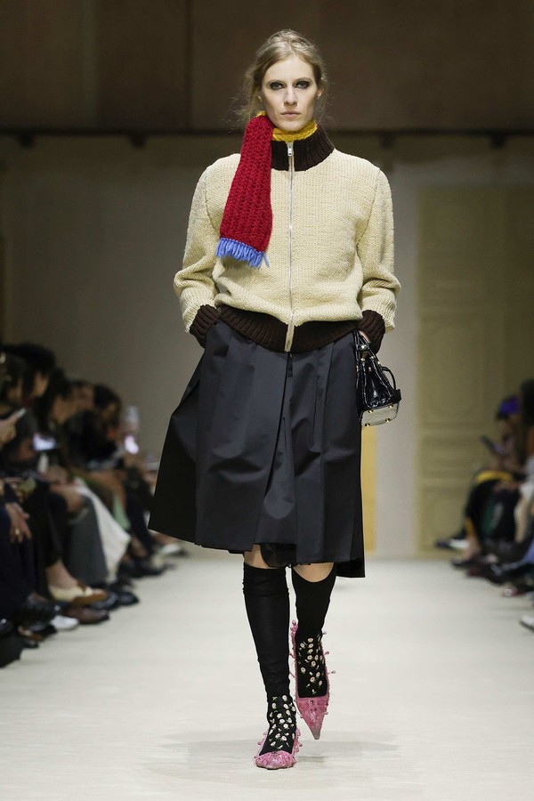 20260412222224_koleksi-prada-fall-2026-1775996981586.jpeg