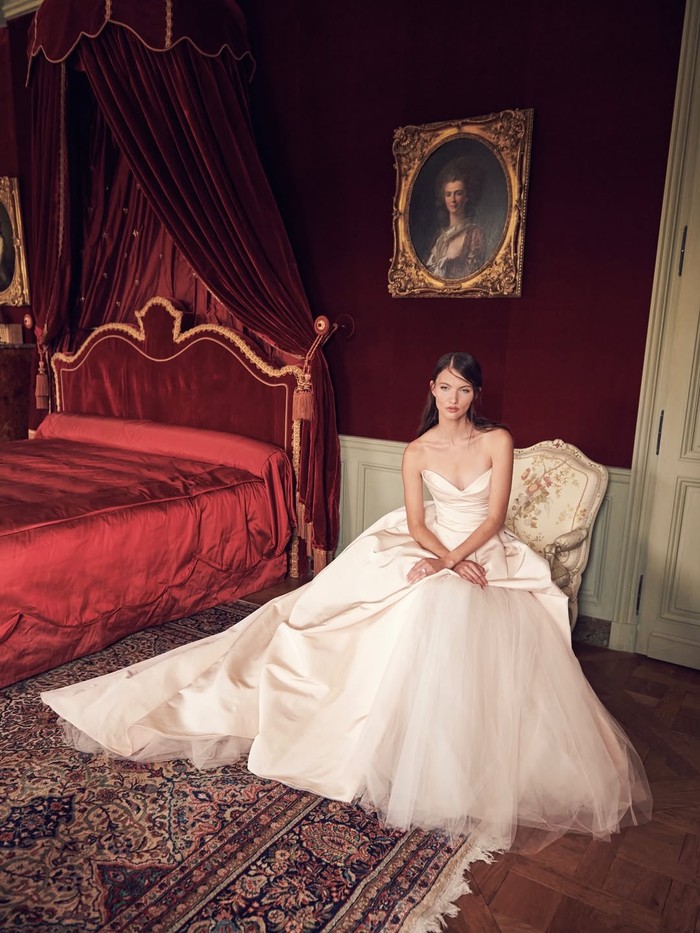 20260428124822_ballgown-berukuran-besar-foto-instagramcom-moniquelhuillierbride-1766662705098.jpeg