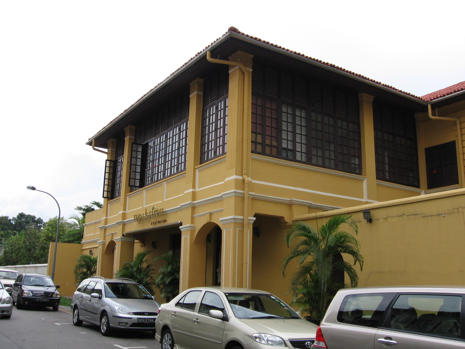 20260525152516_Gedung-Kuning.jpg