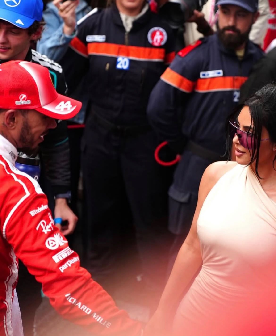 20260608144305_3.-Lewis-Hamilton-dan-Kim-Kardashian.jpeg