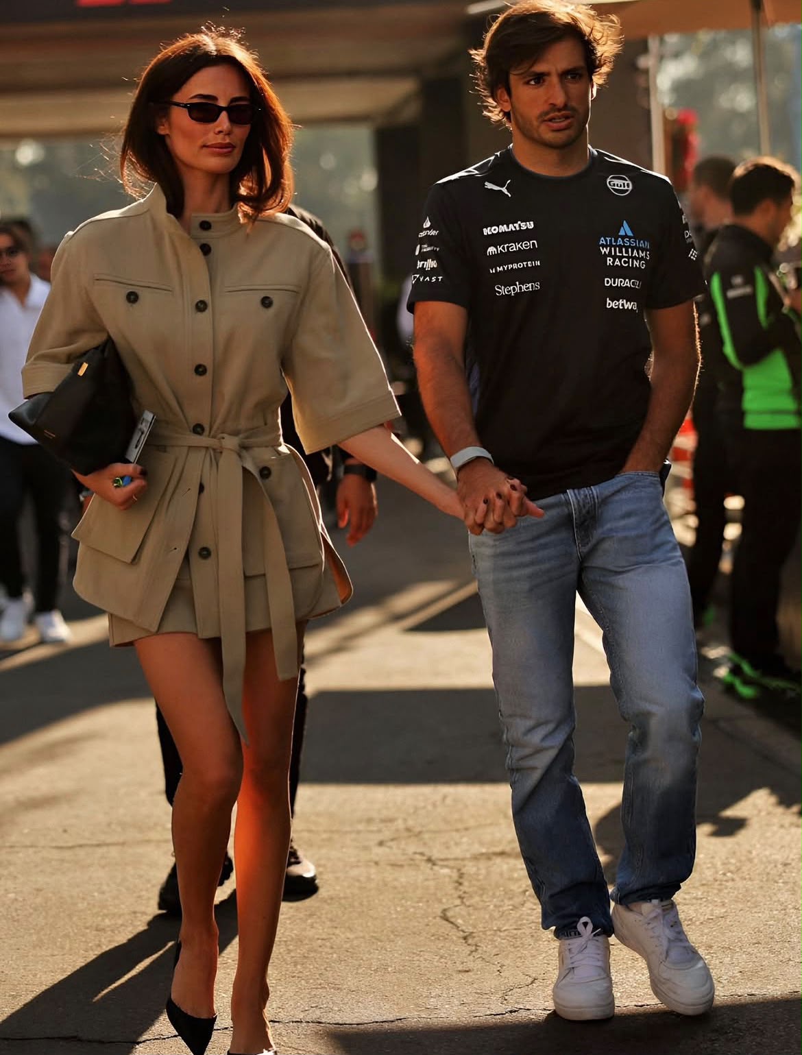 20260608144443_6.-Carlos-Sainz-Jr.-dan-Rebecca-Donaldson.jpeg