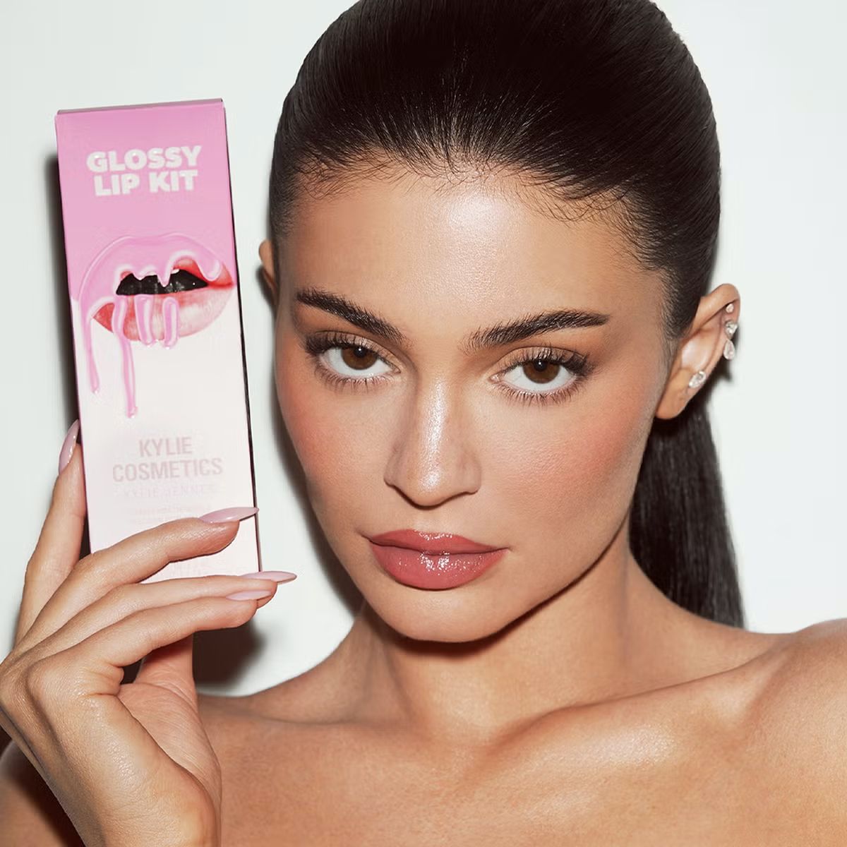 20260622162130_Kylie-Cosmetics.jpeg