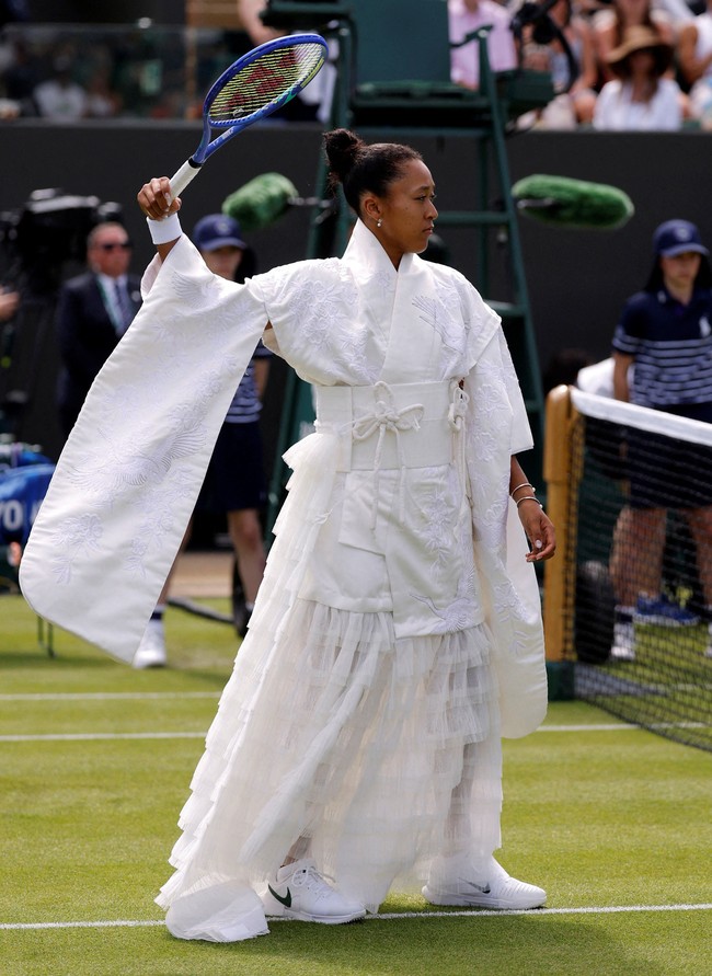 20260630174510_gaya-naomi-osaka-di-wimbledon-2026-1782777545500.jpeg