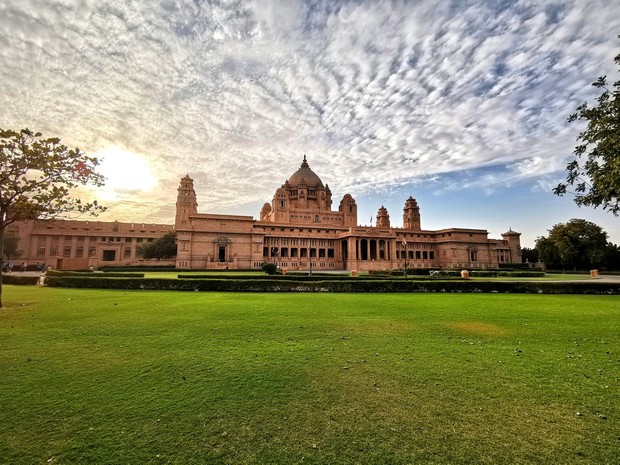 20260707131928_umaid-bhawan-palace-lokasi-pernikahan-mewah-selebriti-duniafoto-unsplashcomtharun-thejus-1783302756424.jpeg