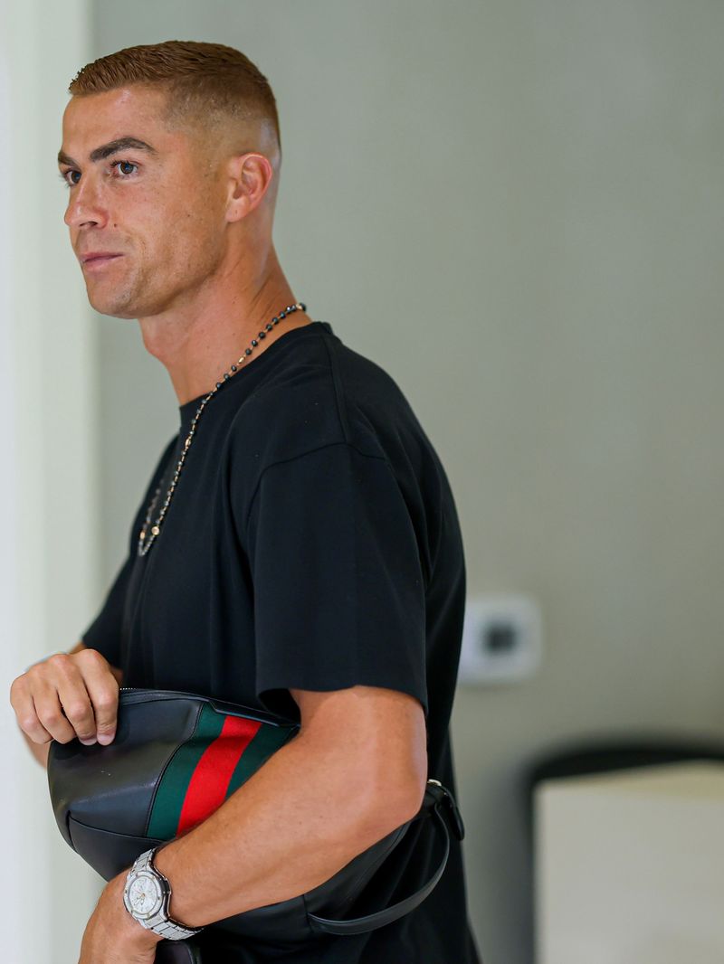20260814132435_rambu-baru-cristiano-ronaldo-setelah-menikah-1786682838373.jpeg