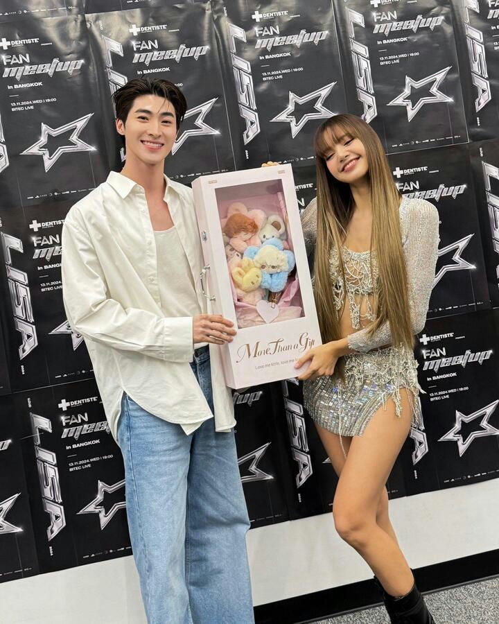 20260818145452_kopap4u7mf5iohbvnl2pzjn7rs5m4tot96p9wx-uvk-blue-pongtiwat-and-lisa-dating-rumors.jpg