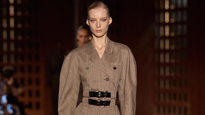 20260930105010_ferragamo-springsummer-2027-1790673621010_169.jpeg