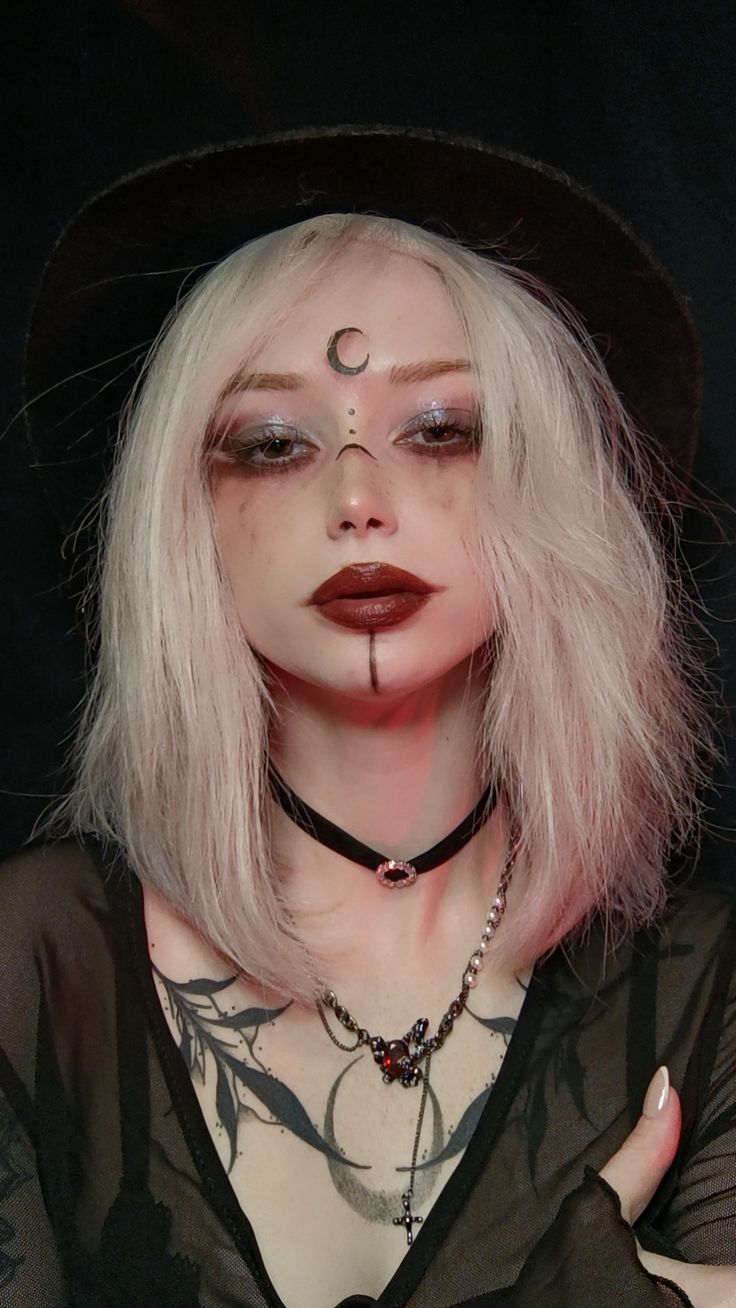 20261001131848_Makeup-3.jpg