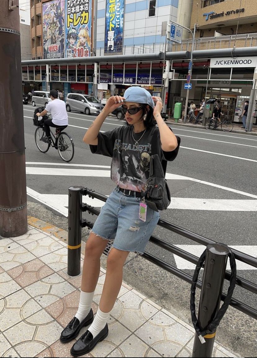 20261016171221_Graphic-Tee-dan-Denim-Jacket.jpg