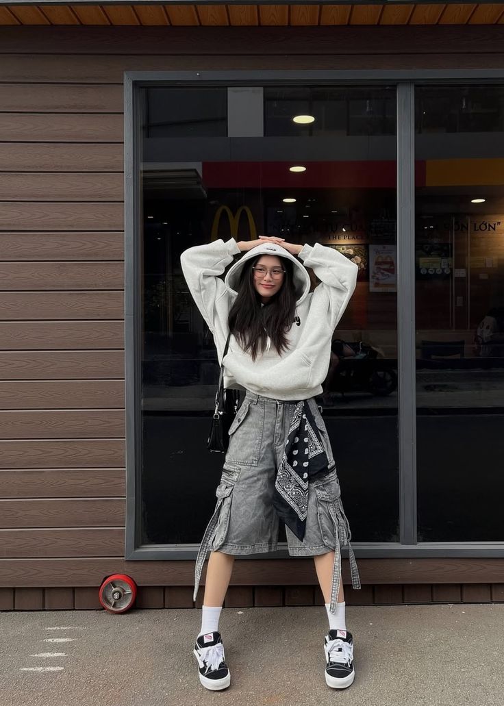 20261016171555_Hoodie-dan-Celana-Cargo.jpg