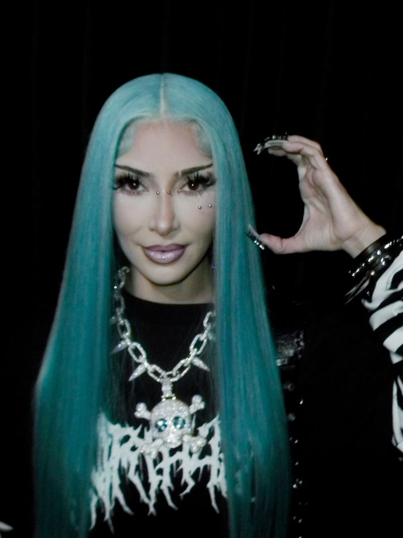 20261021161533_kim-kardashian-cosplay-jadi-north-west-1792558696992.jpeg