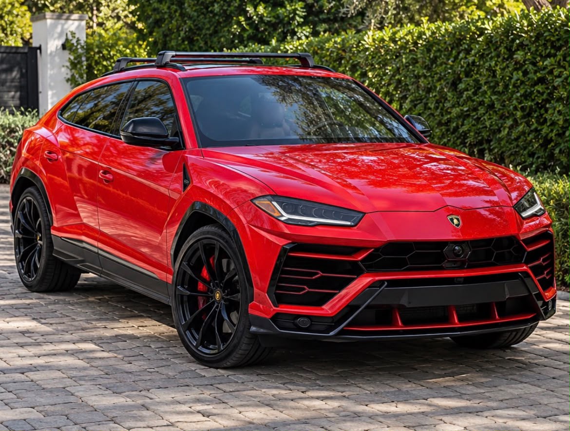 20261022163721_Lamborghini-Urus.jpeg
