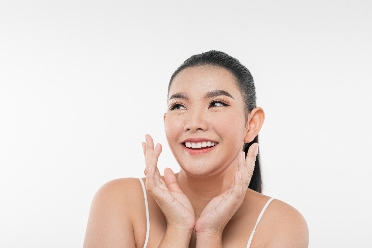 Ikuti 5 Tips Jitu Ini Biar Kulit Tetap Glowing Ditengah Paparan Polusi Jahat!