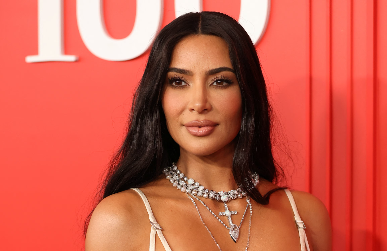 Kim Kardashian Akan Bersaksi di Sidang Perampokan Bersenjata Paris