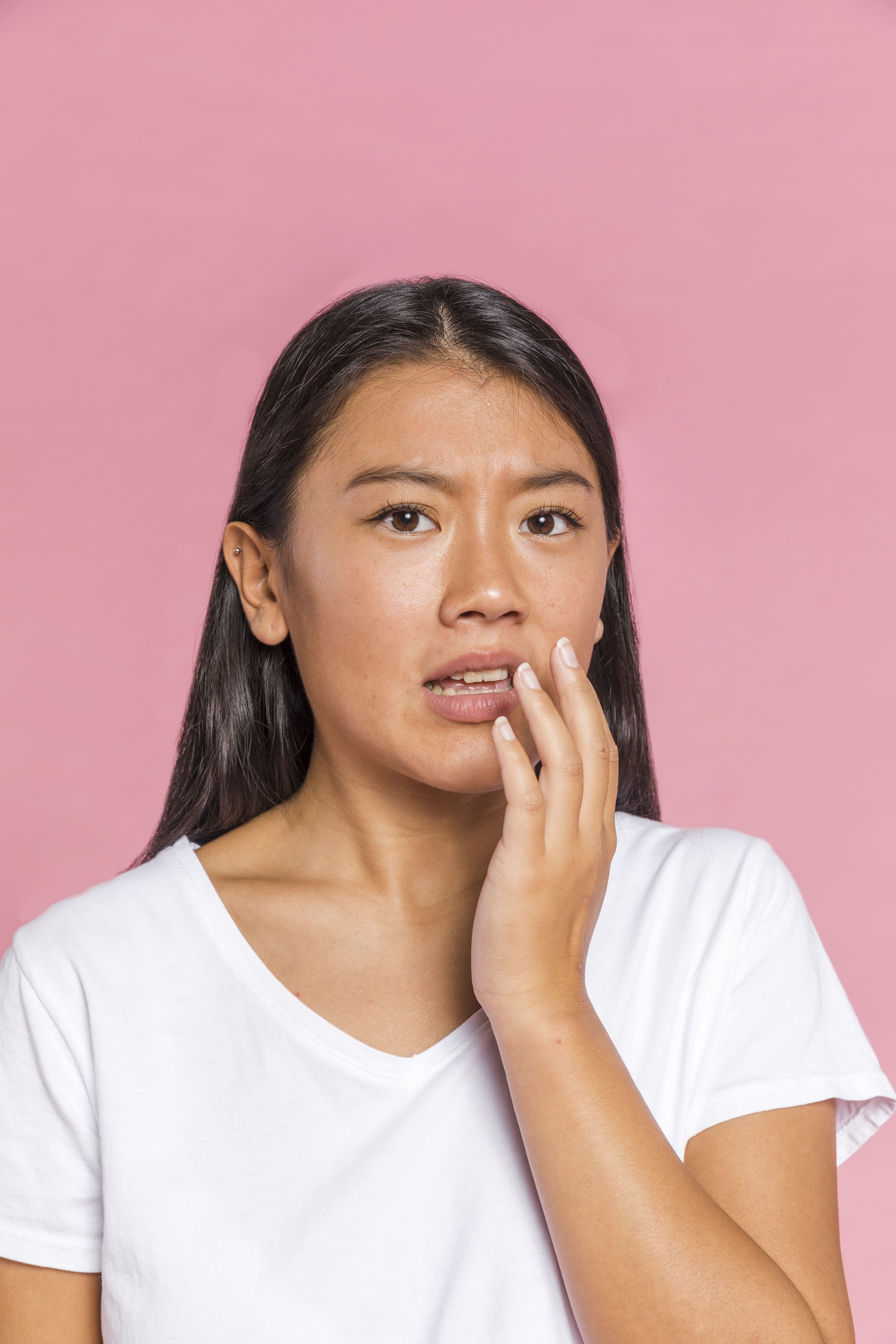 Bibir Hitam Ganggu Penampilan Cantiks? Kenali Penyebab dan Solusinya