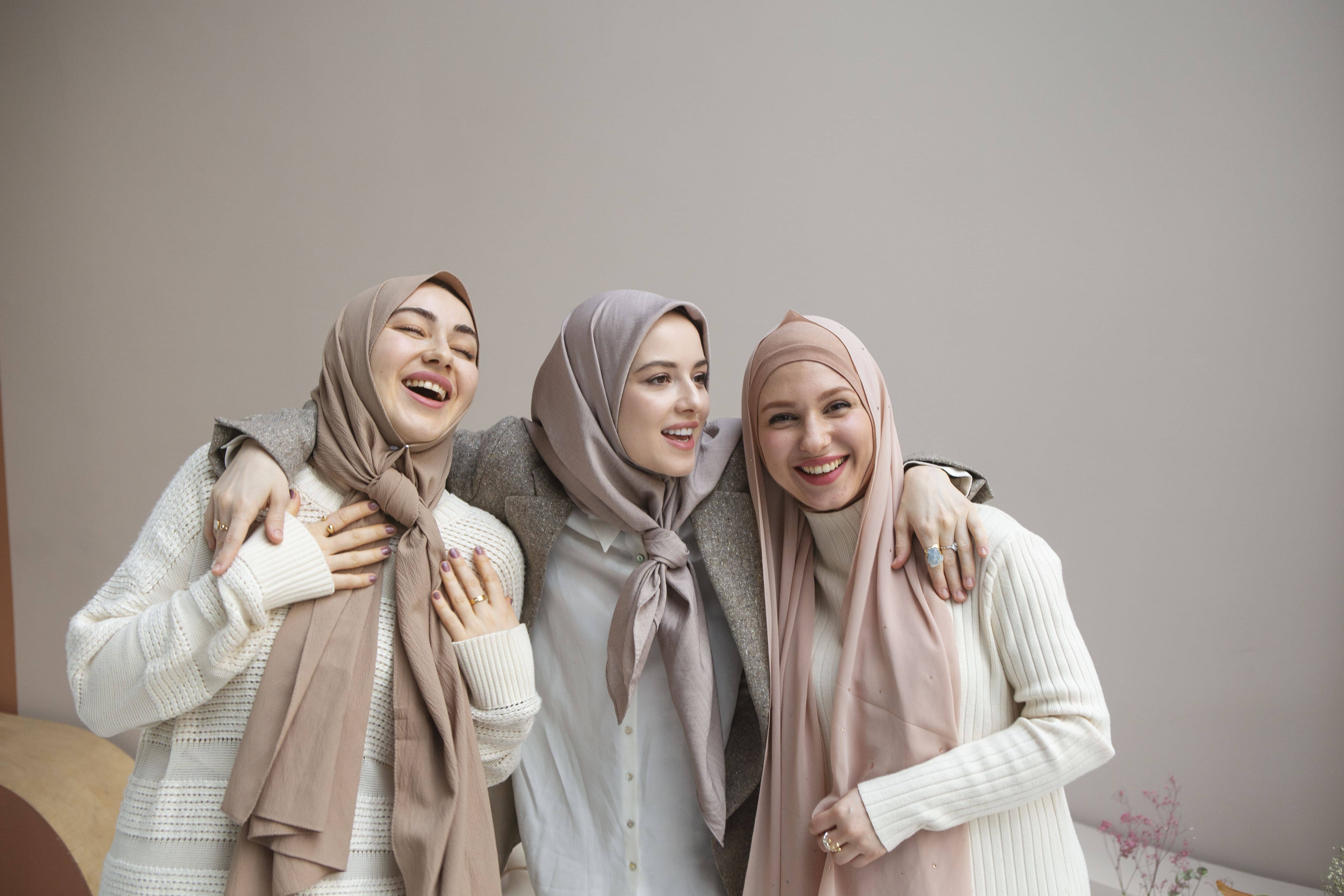 Baru Belajar Berhijab? Ini Tips Nyaman agar Tetap Percaya Diri