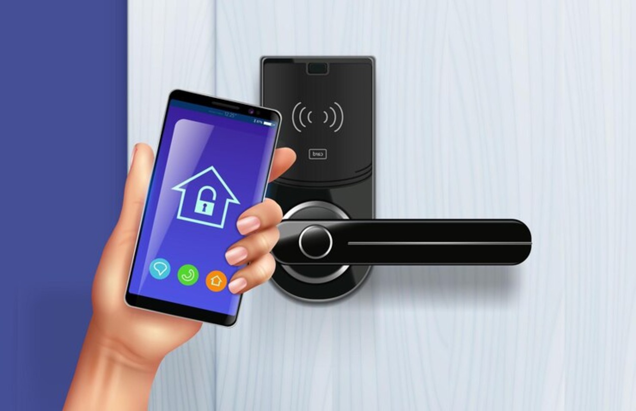 Smart Door Lock, Kunci Pintar yang Buat Rumah Kamu Makin Aman dan Lebih PraktiS