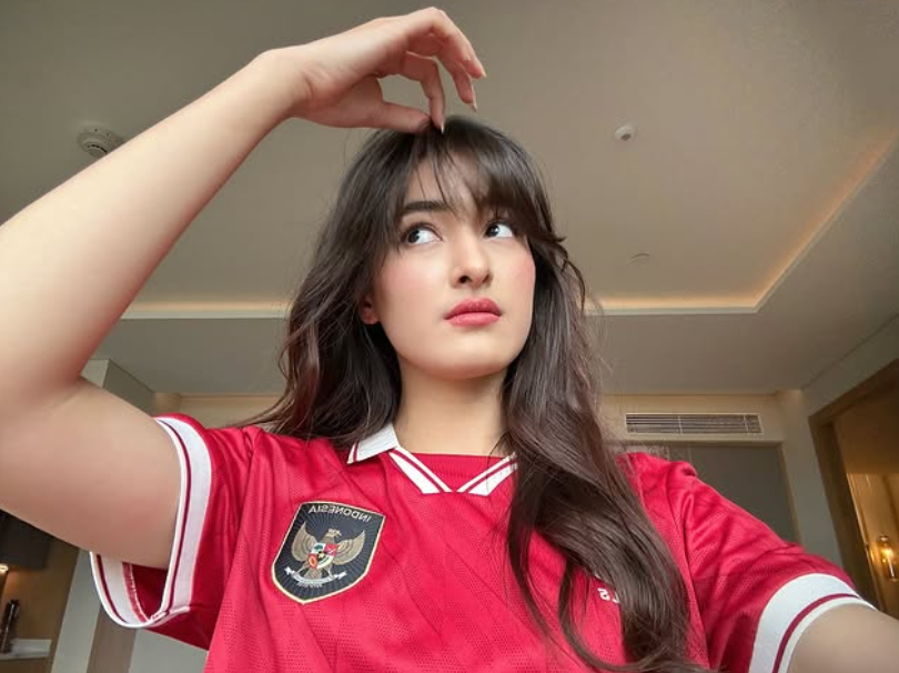 Sunscreen Bukan Cuma Buat Gaya! Ini Rahasia Mawar de Jongh Aktif Tetap Glowing Meski Sering di Luar Rumah