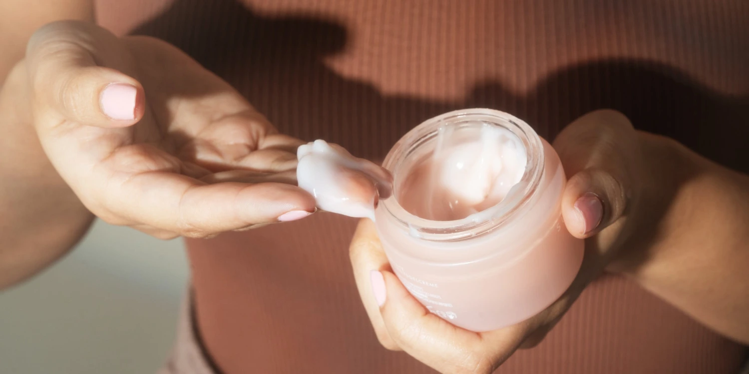 Gel atau Cream Moisturizer? Ini Cara Pilih yang Tepat Sesuai Jenis Kulitmu!