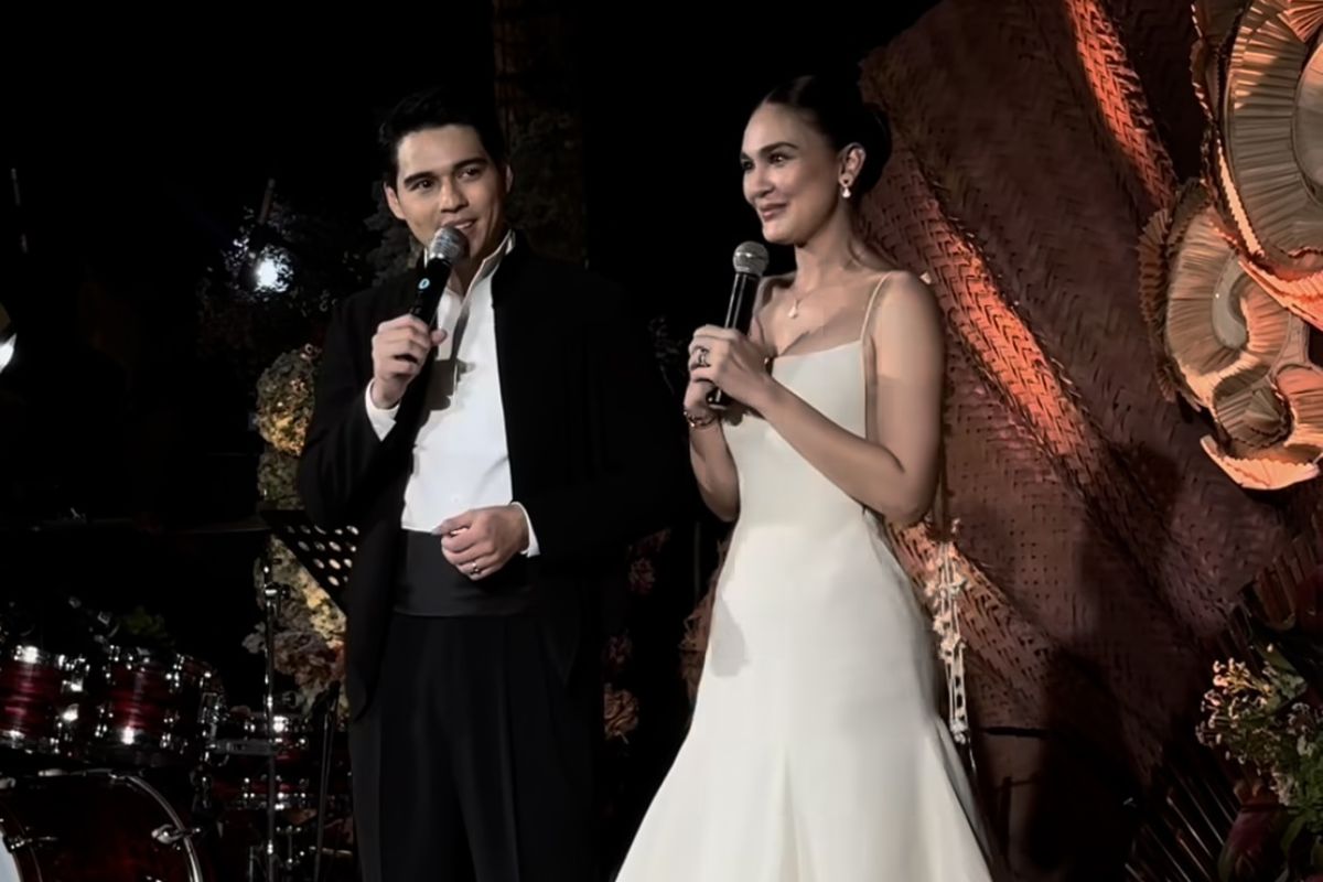 Luna Maya Kenakan Dua Gaun Serba Putih di Resepsi, Tampil Bak Dewi! 