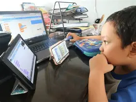 Cantiks, Ini 5 Manfaat Belajar Coding untuk Anakmu di Usia Sekolah