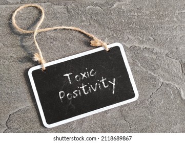 Lagi Cerita Sedih Malah Dibilang ‘Gak Bersyukur’, ini Namanya Toxic Positivity
