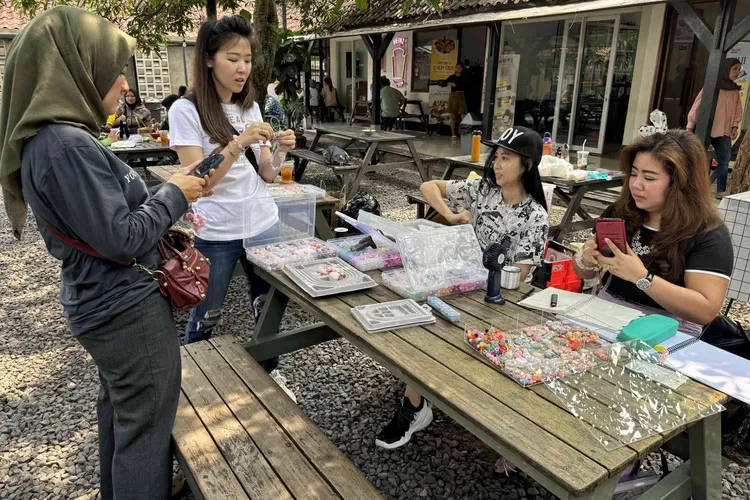 Pendidikan Alternatif: 8 Langkah Cerdas Raih Sukses, Meski Kamu Tak Kuliah