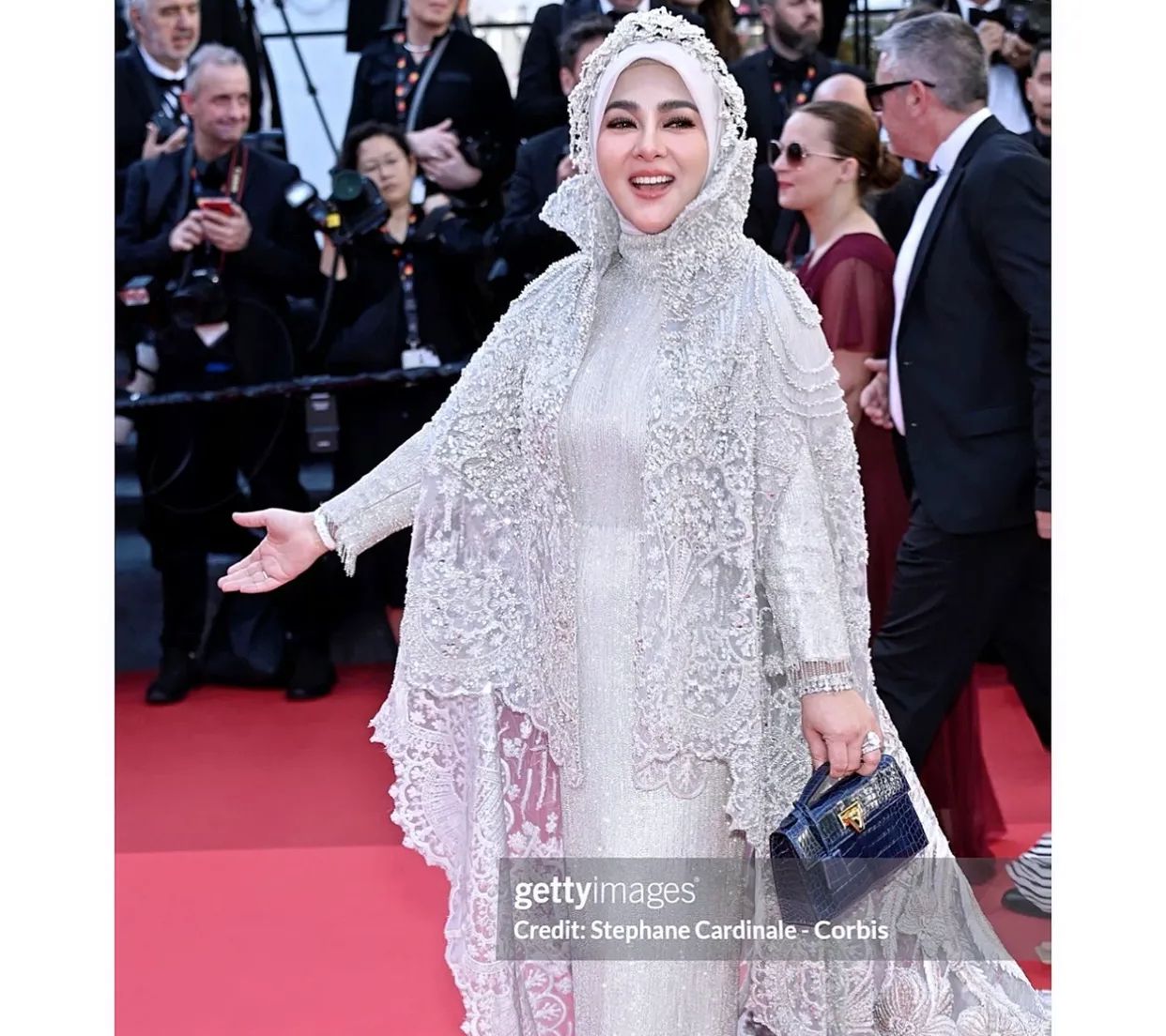 Hadir Perdana di Cannes Festival 2025, Syahrini Tampil Cetar Membahana!