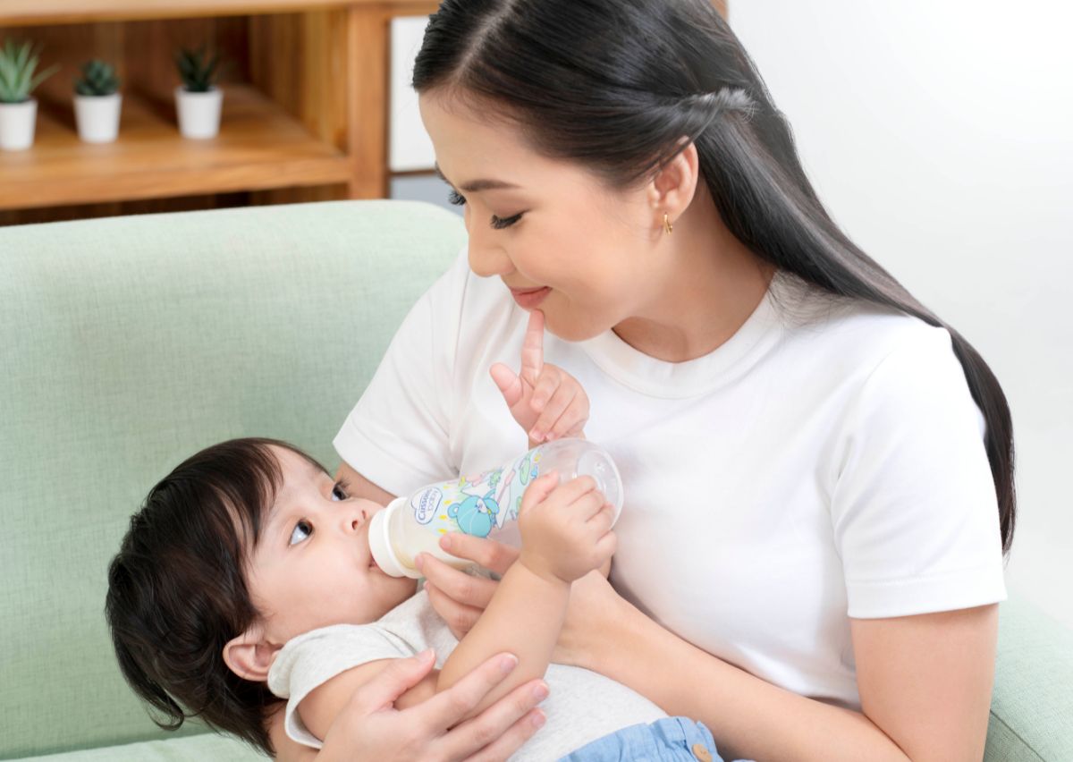 Dear Cantiks, Ini Panduan Lengkap Pemberian Susu Terbaik untuk Tumbuh Kembang Anak