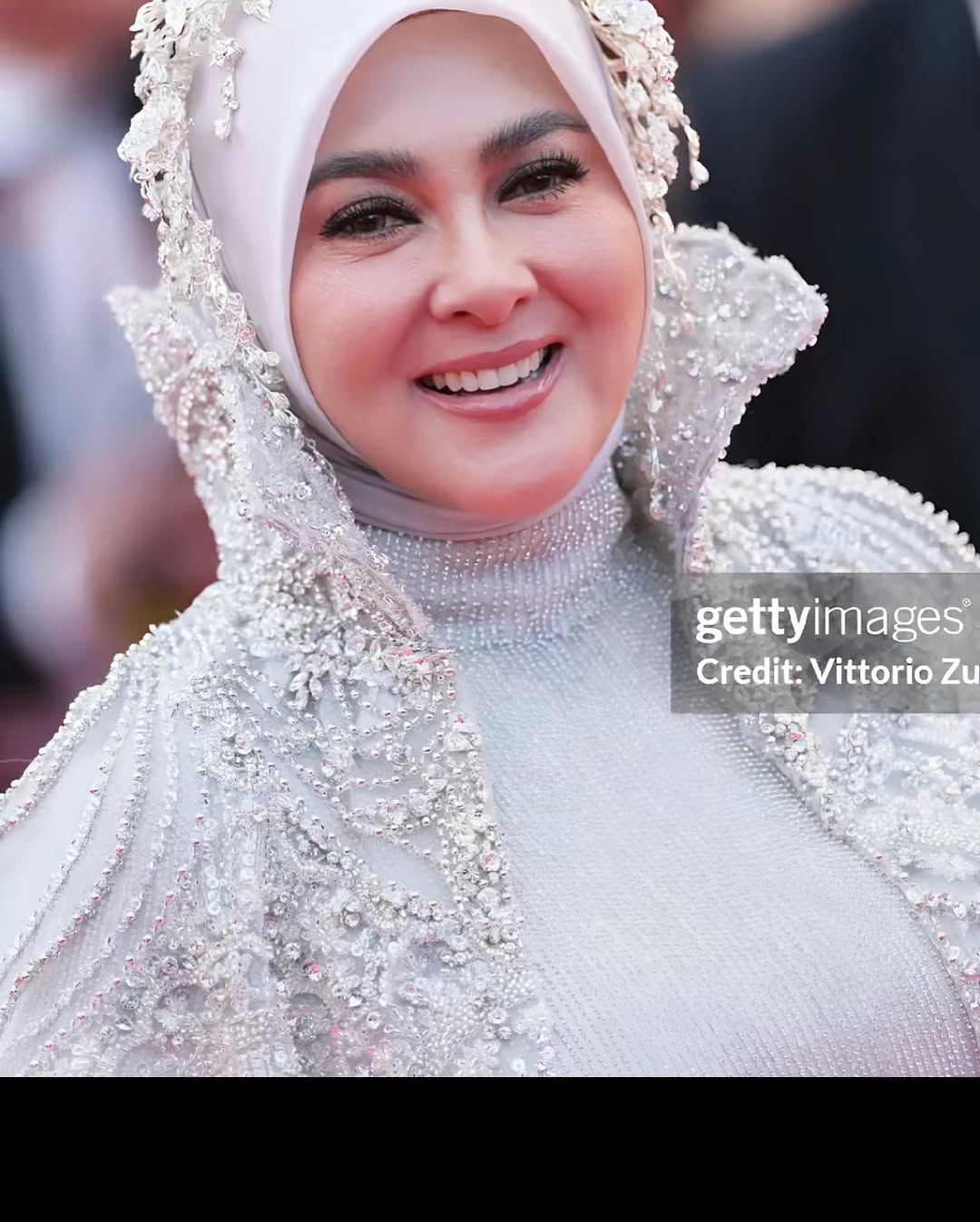 Penampilan Syahrini di Cannes Jadi Perbincangan, Netizen Sebut Syahrini Tak Lolos Kamera Wartawan!