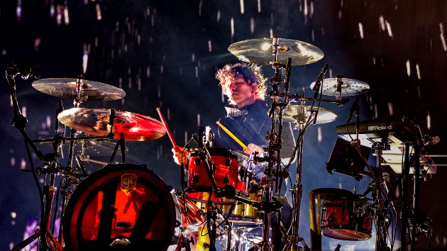 Heboh! Drum Twenty One Pilots Dicuri Saat Konser, Fans Berubah Jadi Detektif Dadakan