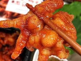 Cocok Nemenin Drakoran, Ini Cara Buat Dakbal Pedas Ala Korea yang Bisa Kamu Buat Sendiri di Rumah!