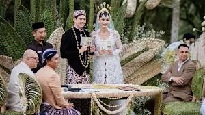 Gak Cuma di Bali, Luna Maya Bakal Gelar Resepsi Pernikahan di Jakarta Juli Mendatang!
