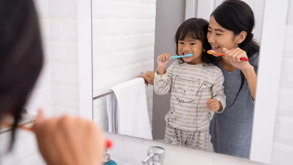 Drama Sikat Gigi Anak Kelar! Simak Trik Kreatif Bikin Si Kecil Nagih Sikat Gigi