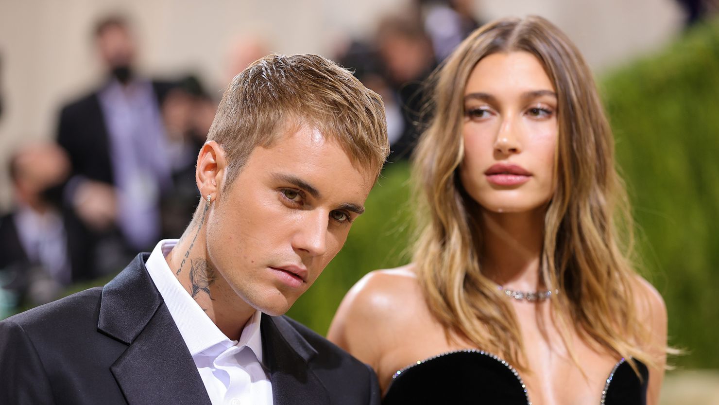 Justin Bieber Ngaku Pernah Bilang Hailey Gak Bakal Masuk Vogue, Sekarang Minta Maaf!
