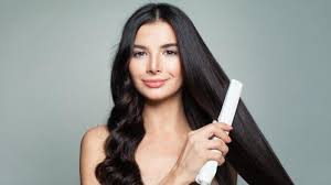 Gak Perlu Lagi ke Salon, Ini Cara Styling Menggunakan Catokan Biar Awet Seharian!