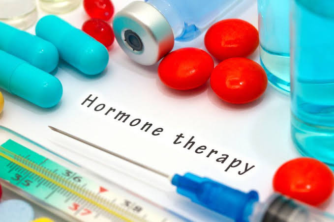 Rahasia Lawan Gejala Menopause: Kenalan Sama Terapi Hormon, Si Penyelamat Mood dan Energi
