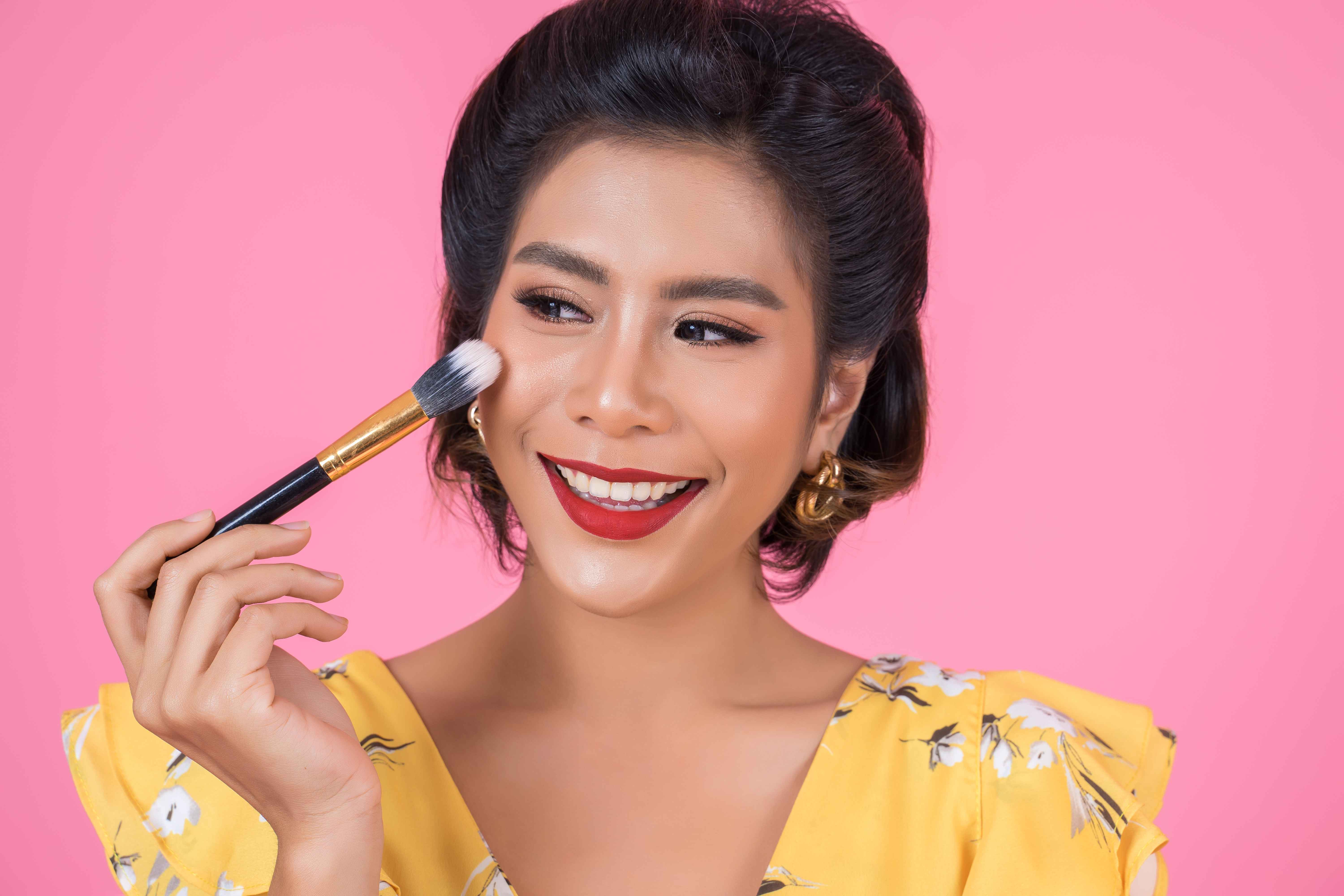 Kenapa Makeup Kamu Gak Nempel Seharian? Hindari 8 Kesalahan Ini yang Bikin Makeup Gampang Hilang