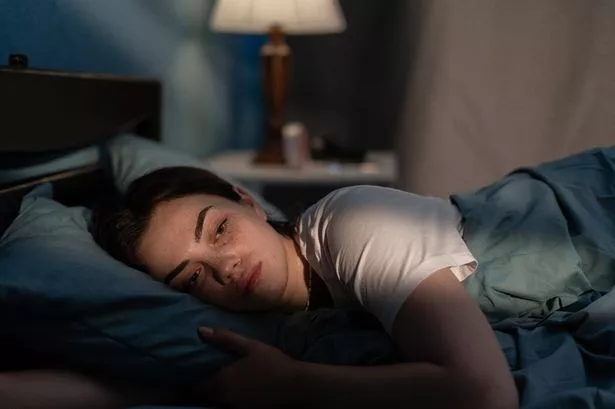 Overthinking di Malam Hari? Ini Cara Jitu Biar Kamu Bisa Tidur Nyenyak Lagi!