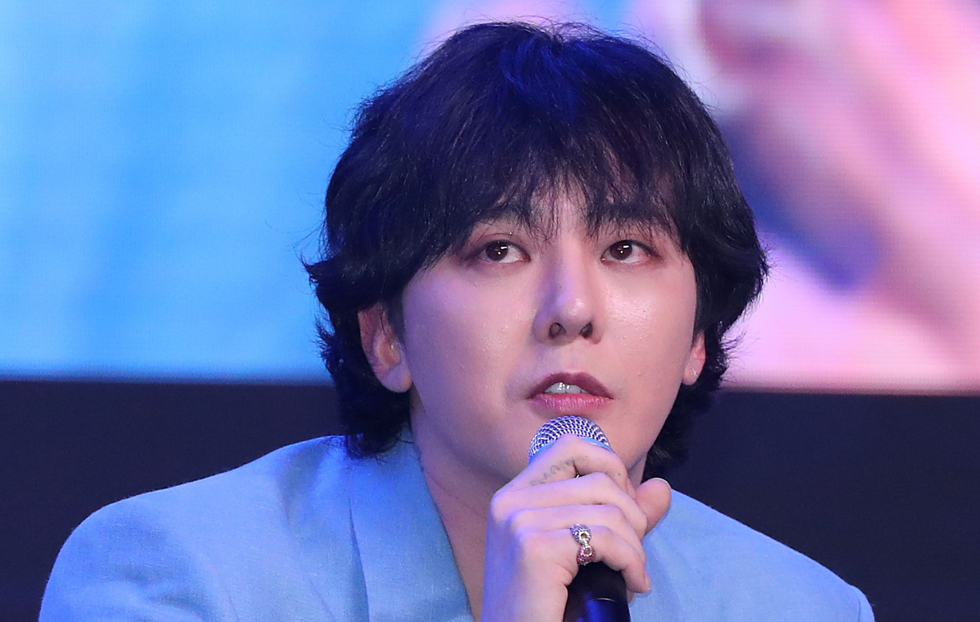 Aksi Mulia G-Dragon! Selamatkan Remaja dari Kecanduan Alkohol dengan Donasi 880 Juta Won!