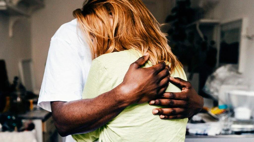Overthinking Takut Ditinggal Pasangan? Bisa Jadi Kamu Kena Relationship Anxiety! 