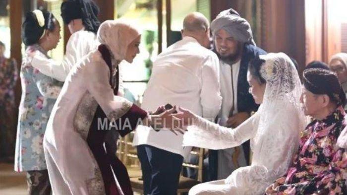 Salaman Dingin Maia Estianty dan Mulan Jameela di Acara Siraman Al Ghazali, Bikin Netizen Heboh!