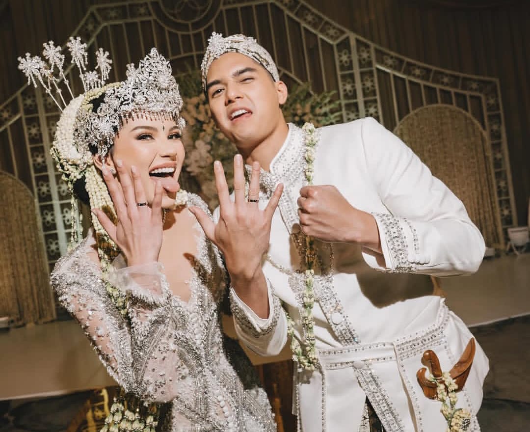 5 Momen Tak Terlupakan di Pernikahan Al Ghazali dan Alyssa Daguise, Tatapan Anak Mulan Jameela ke Maia Estianty Jadi Sorotan!