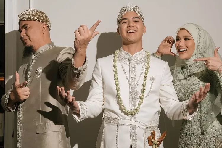 Momen Vina Panduwinata Nyanyi Nyelekit di Nikahan Al Ghazali: 'Jangan Kayak Bapaknya' 