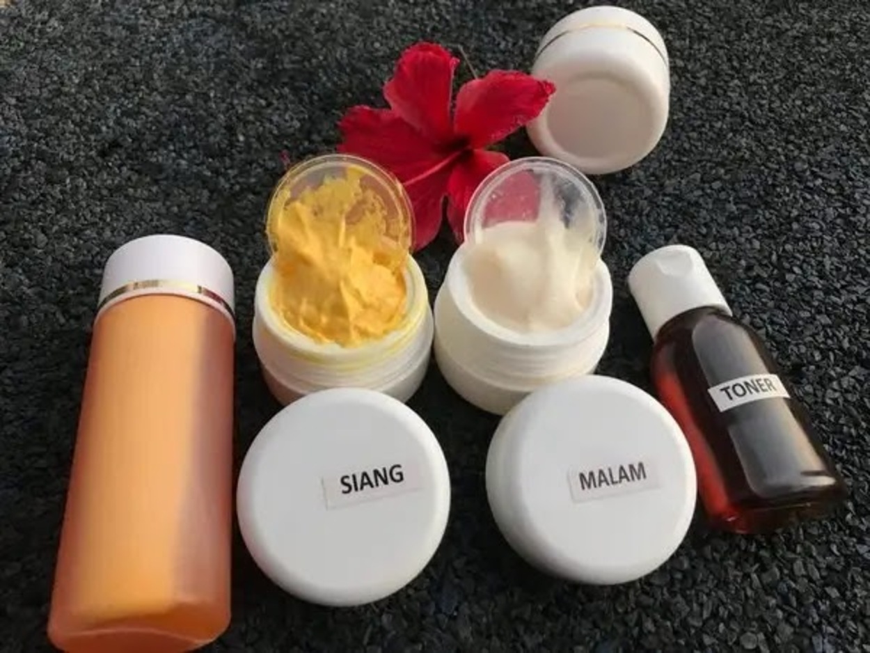 Viral Skincare TikTok Bikin Bahaya Kulit? Ini Fakta yang Perlu Kamu Tahu