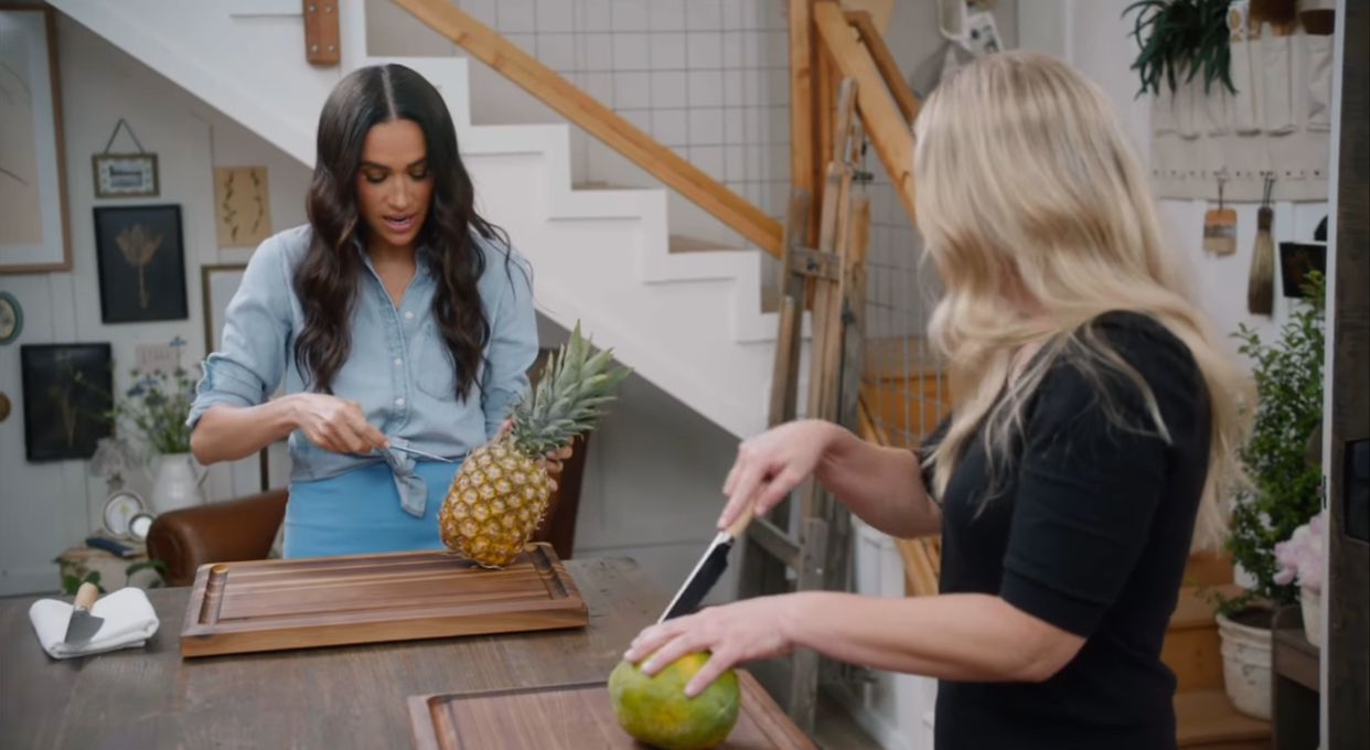 Dari Judul hingga Konsep, Acara Masak Meghan Markle Dituding Jiplak Pamela Anderson, Ini Kata Netizen!