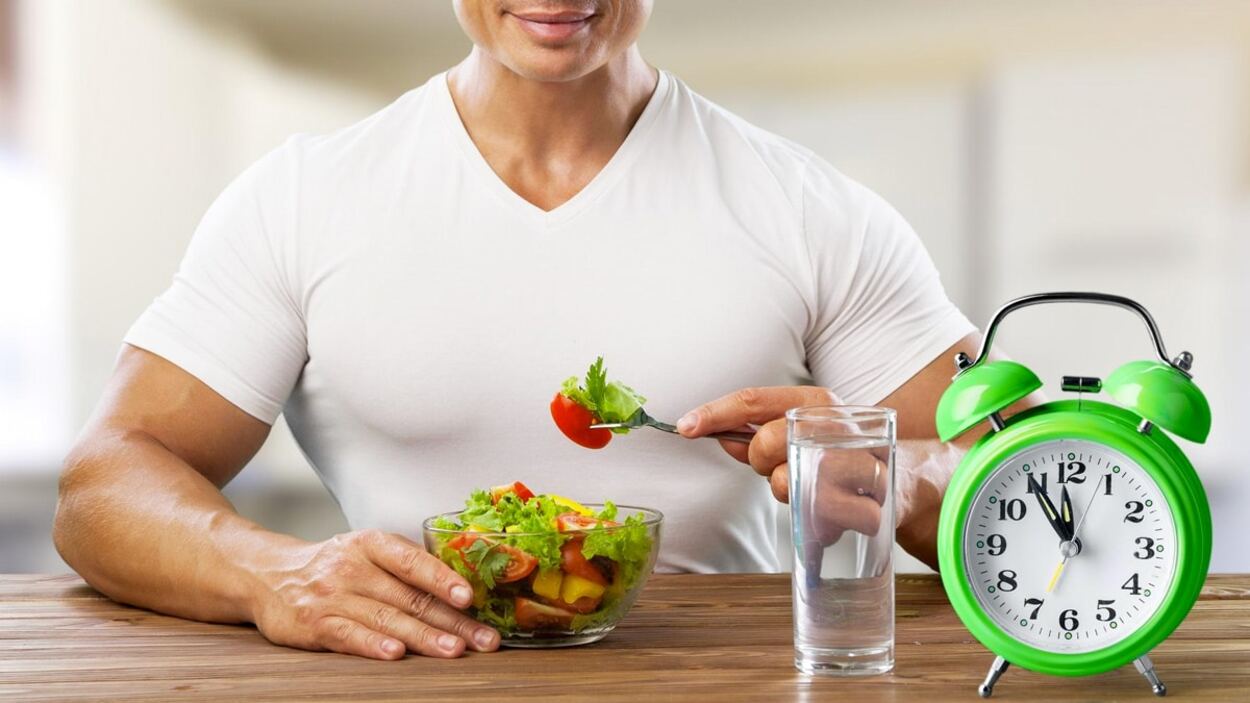 Manfaat dan Risiko Intermittent Fasting untuk Diet dan Kesehatan Tubuh