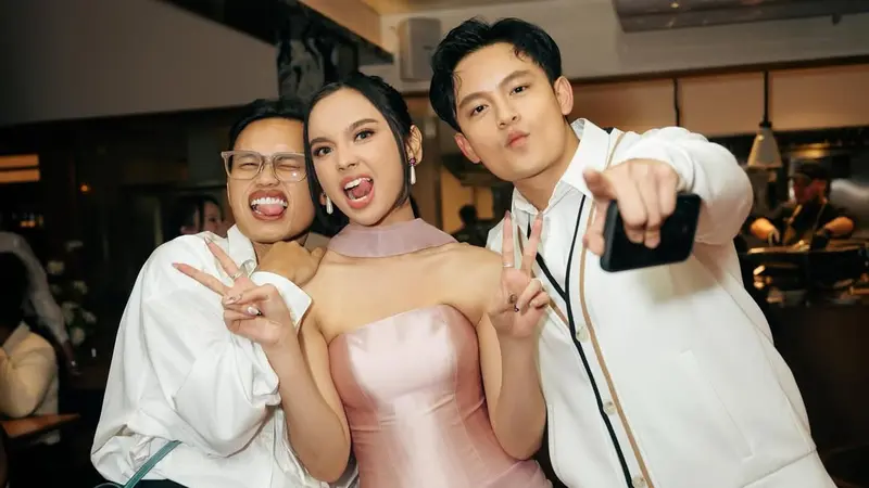 Lyodra Ginting Tampil Bak Princess Disney di Ultah Ke-22, Stunning Bareng Randy Martin! 