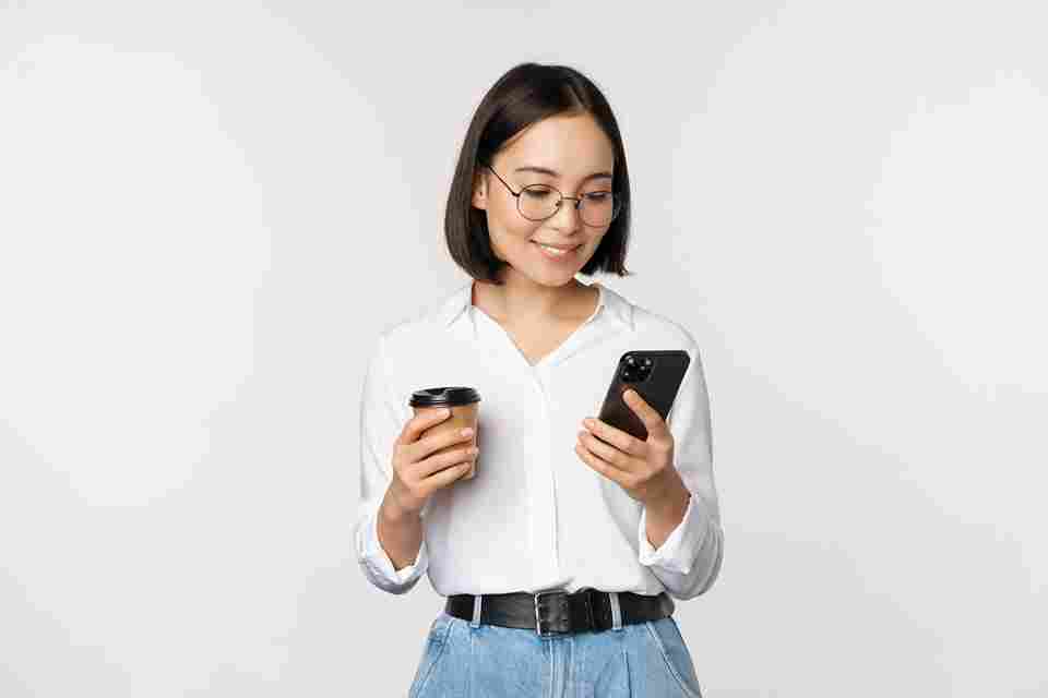 Terlalu Lama Scrolling TikTok Bisa Bikin Brain Rot? Ini Penjelasan Ahli!