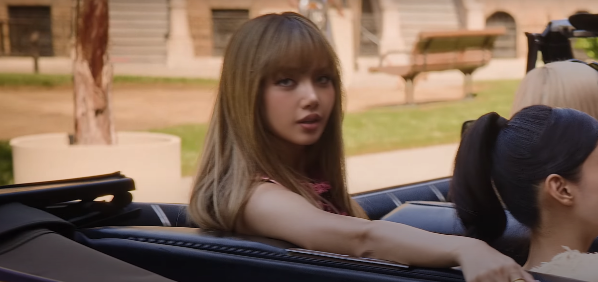 Cuma 2 Detik, Lisa BLACKPINK Diabaikan? Fans Murka Usai Teaser DEADLINE Tour Tampilkan Waktu Layar Super Singkat!